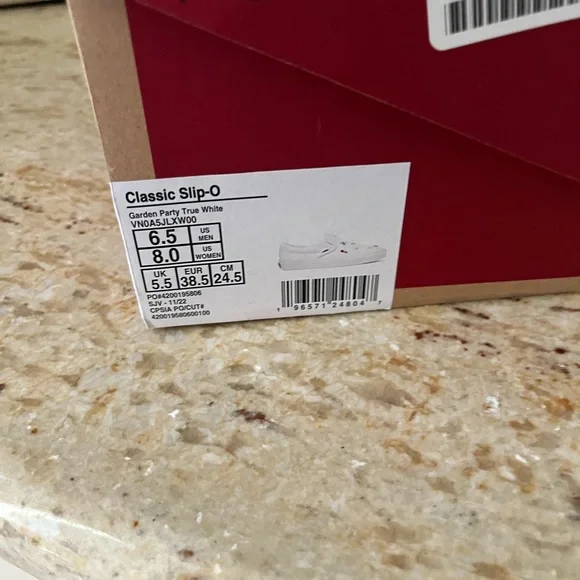 Vans  Size 8 Garden Party Women’s sneak, adorable and only worn once - Picture 3 of 6